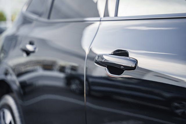 New 2026 Volvo XC60 T8 Plus w/ Protection Package Premier image 15