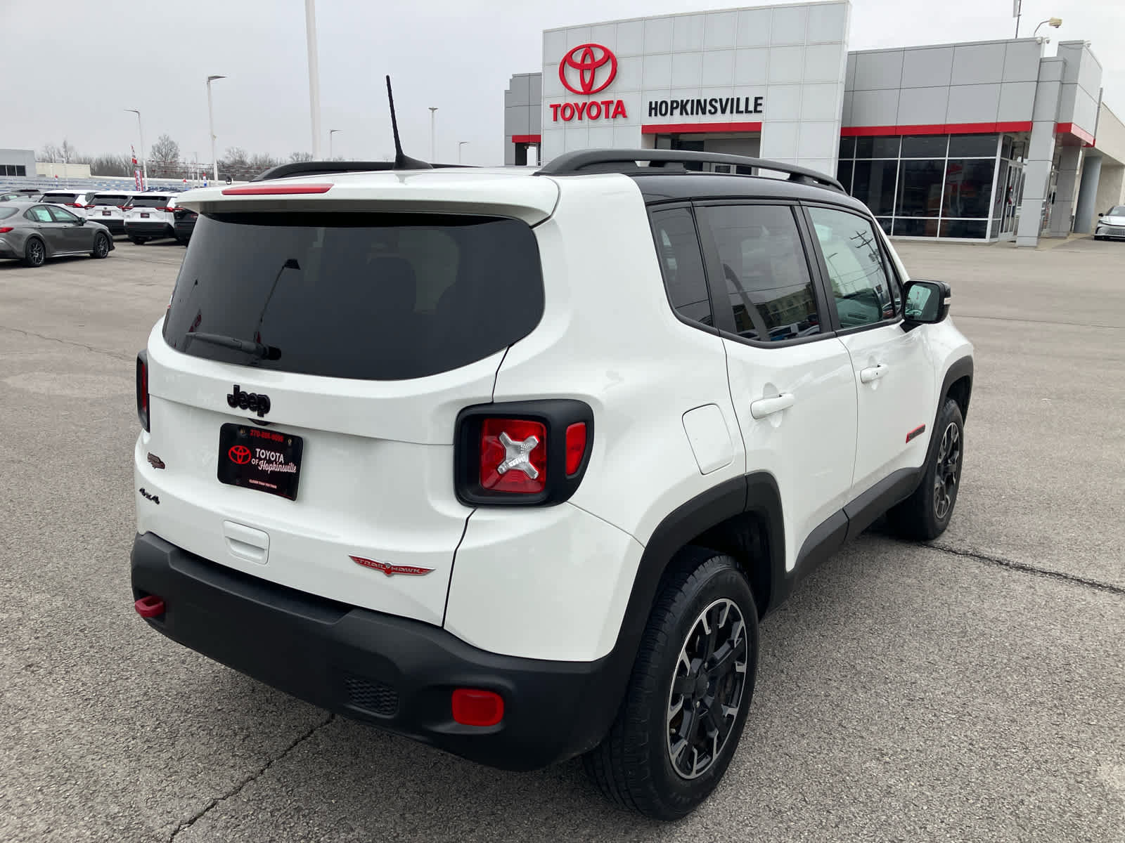 Used 2023 Jeep Renegade Trailhawk image 6
