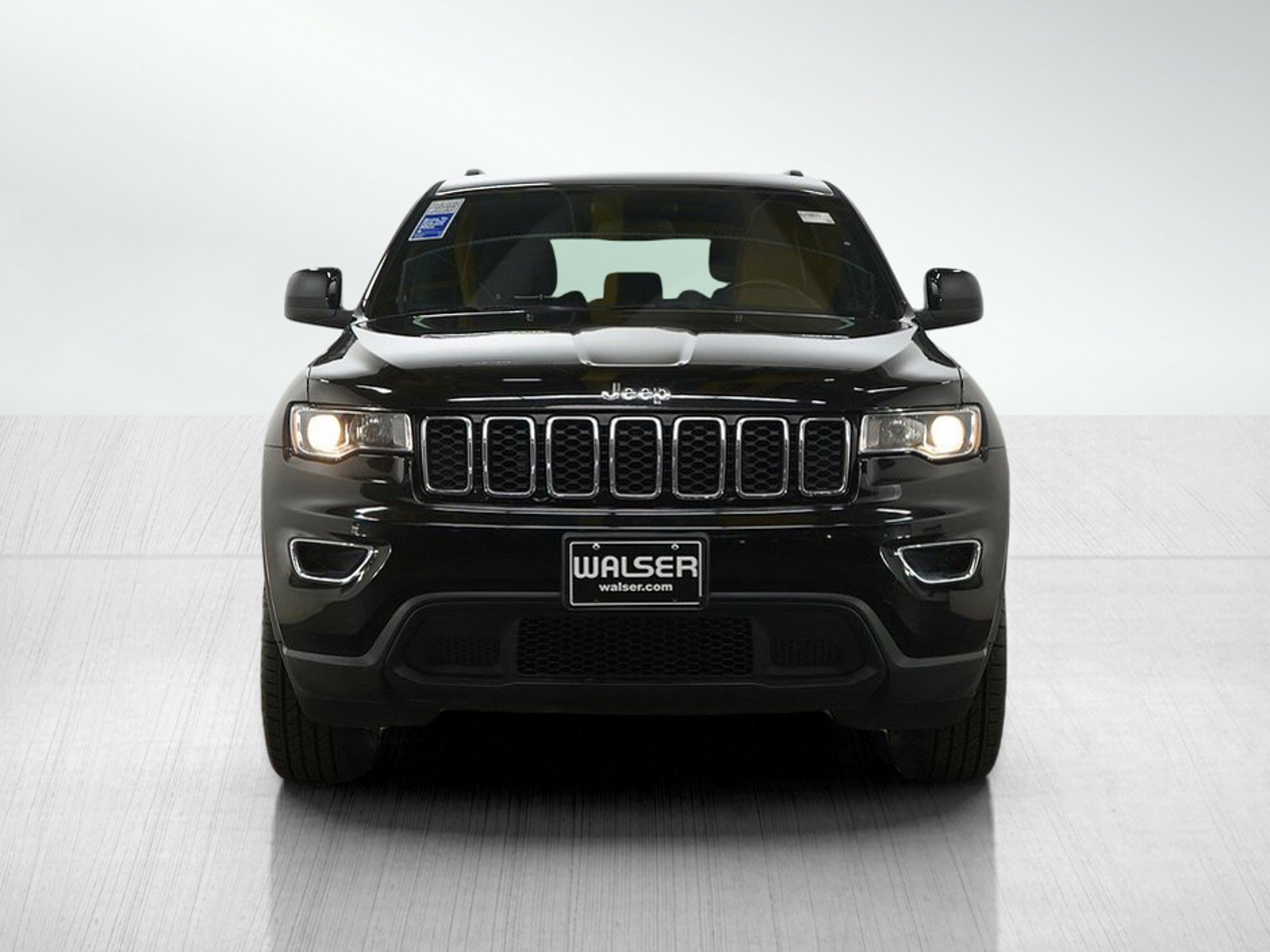 Used 2020 Jeep Grand Cherokee Laredo w/ Security & Convenience Group image 8