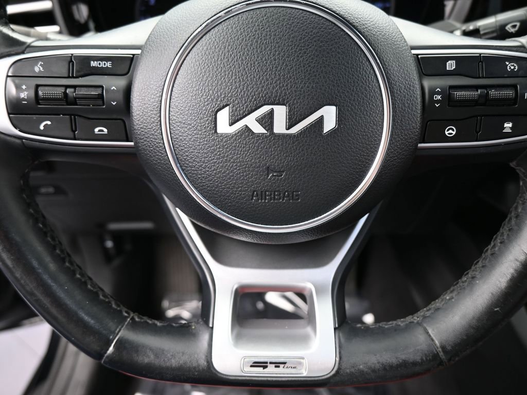 Used 2023 Kia K5 GT-Line image 31