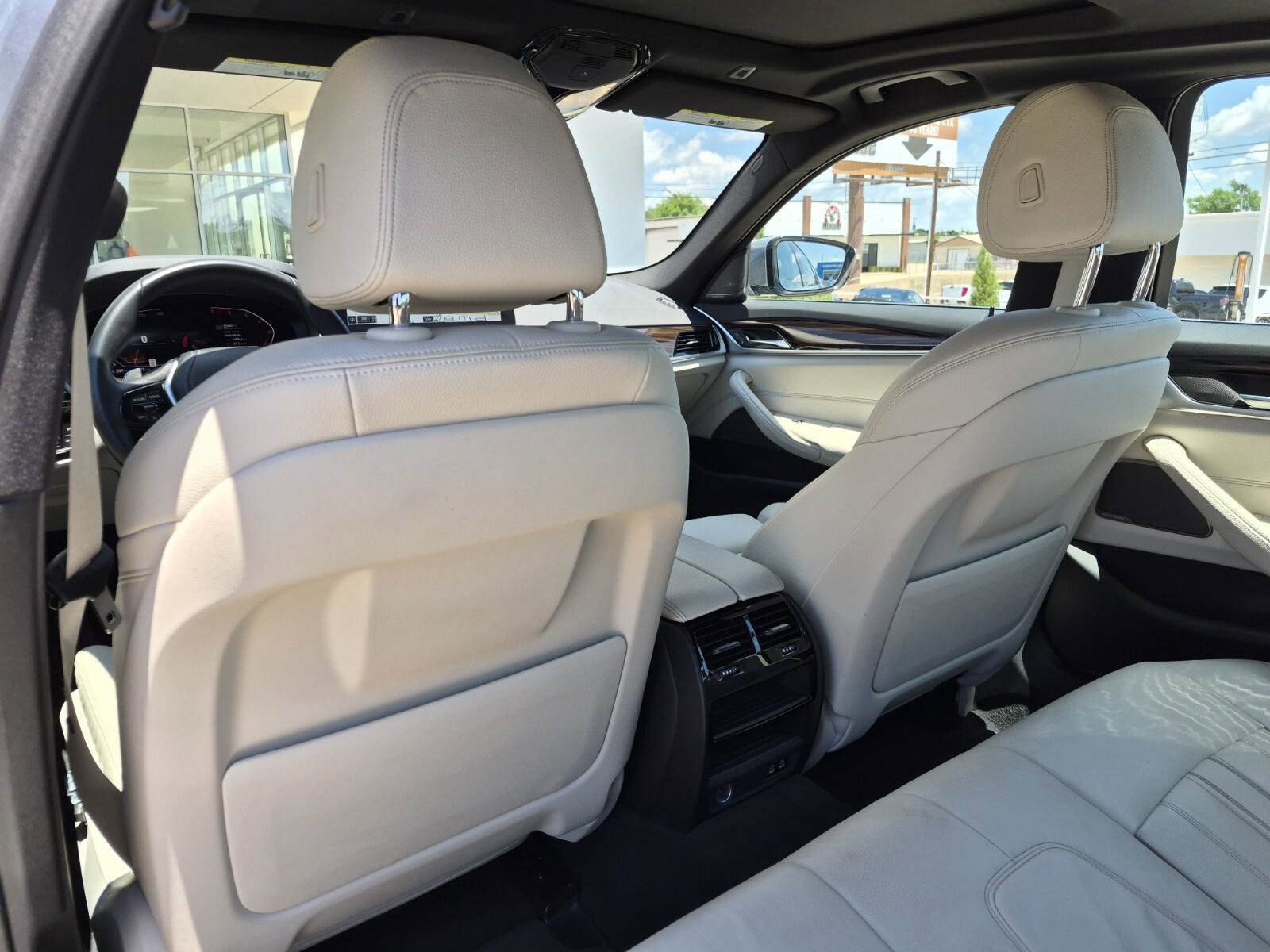Certified 2023 BMW 530i w/ Premium Package RWD image 17