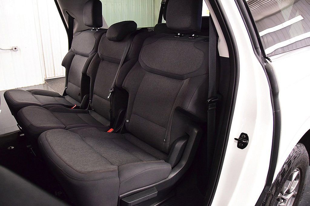 Used 2025 Ford Expedition Max Active AWD/4WD image 33