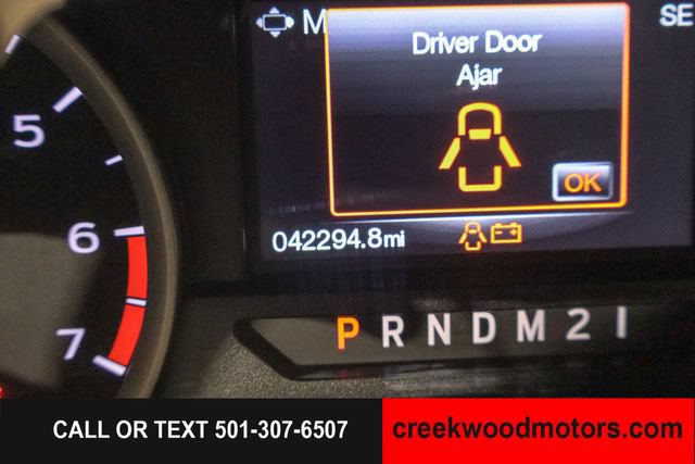 Used 2017 Ford F250 XLT w/ XLT Premium Package AWD/4WD image 32