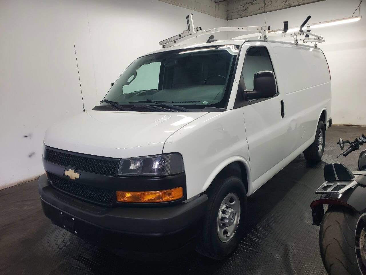 Used 2019 Chevrolet Express 3500 w/ Driver Convenience Package