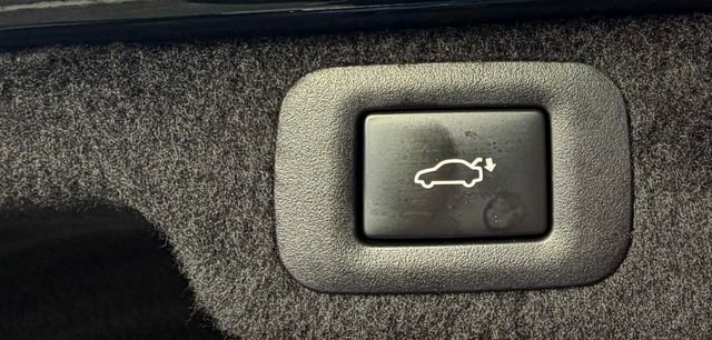 Certified 2024 Lexus LS 500 AWD image 46