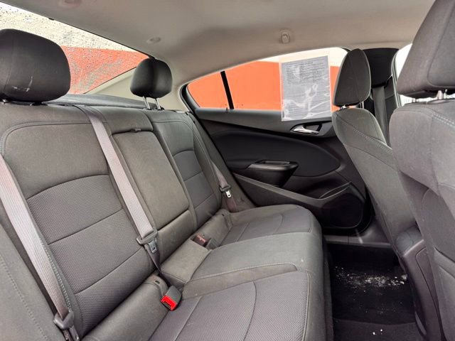 Used 2016 Chevrolet Cruze LT w/ Convenience Package image 25