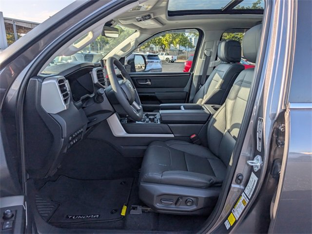 Used 2024 Toyota Tundra Limited w/ Power Package image 7