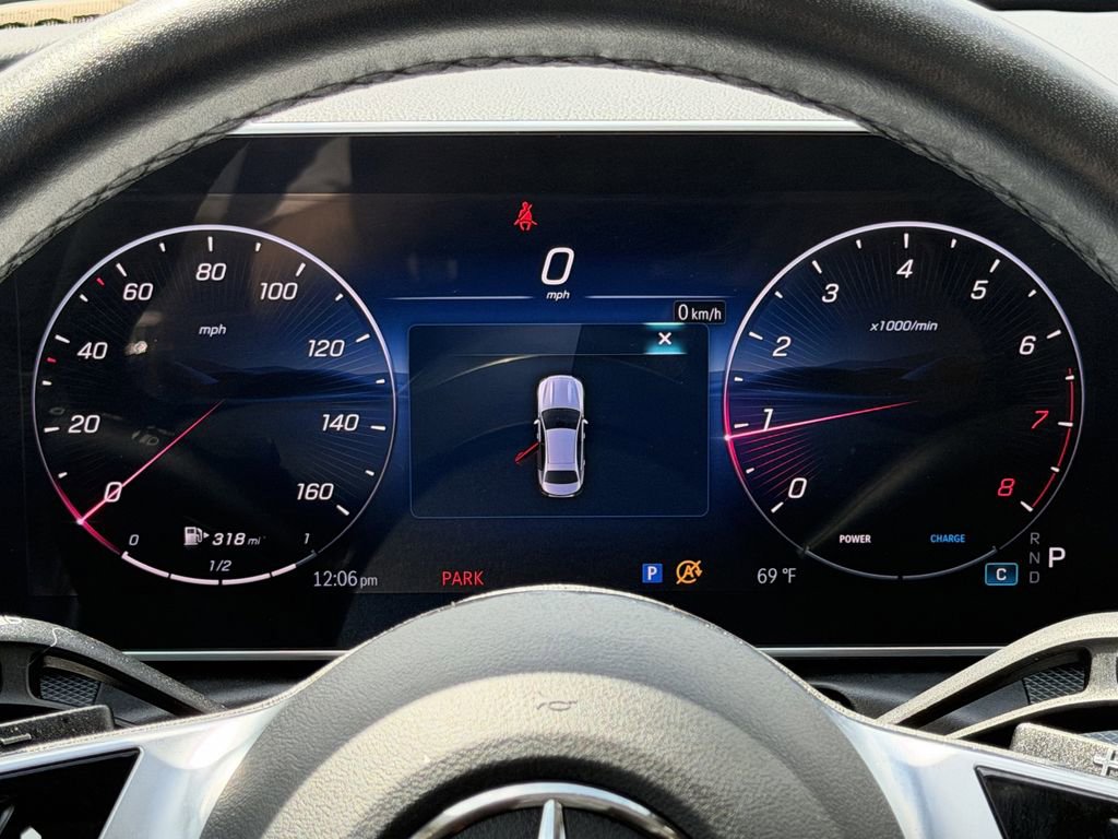 Used 2025 Mercedes-Benz C 300 Sedan image 15