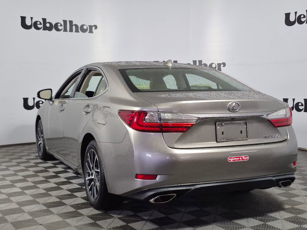 Used 2016 Lexus ES 350 w/ Premium Package w/Wood Trim image 5