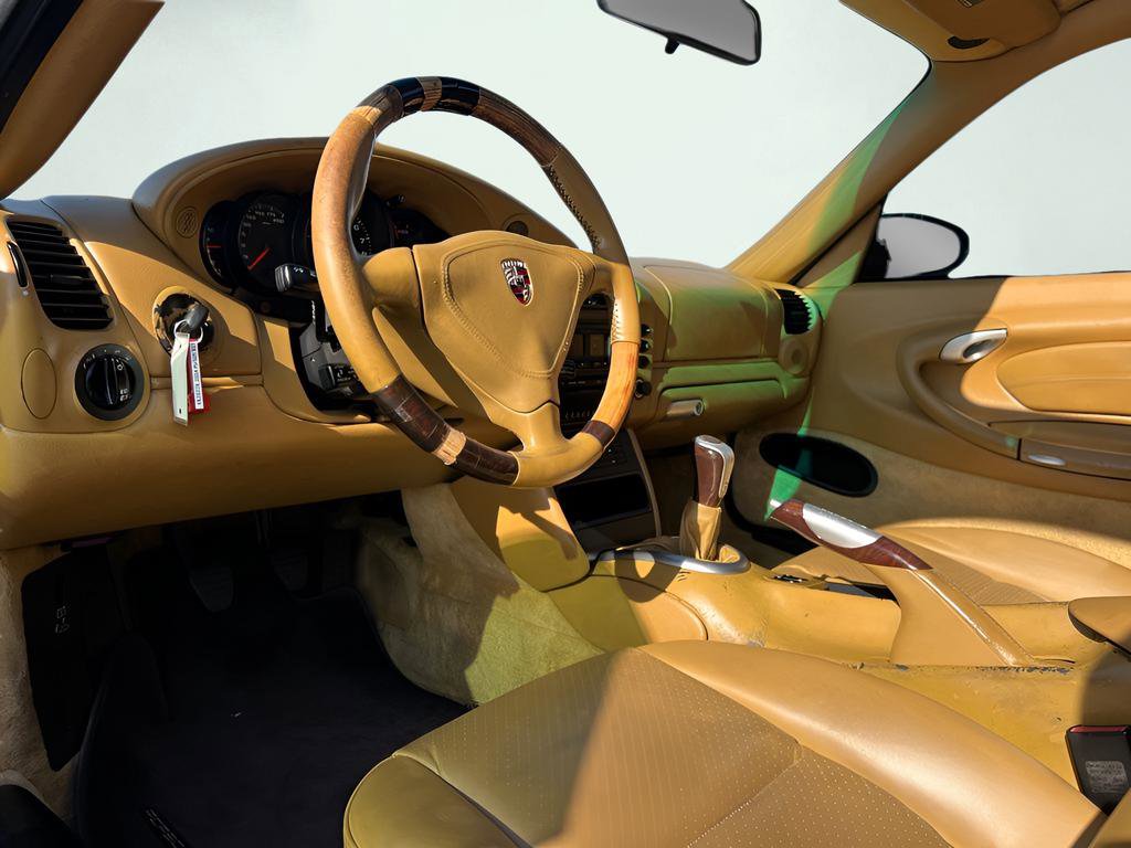 Used 2004 Porsche 911 Carrera RWD image 26