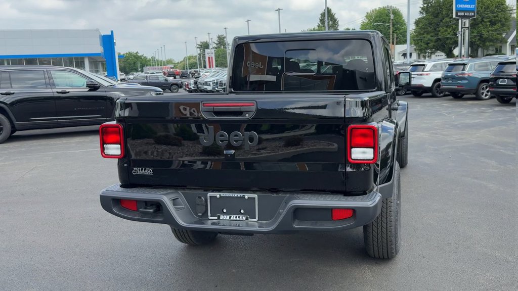 New 2026 Jeep Gladiator Sport AWD/4WD image 6