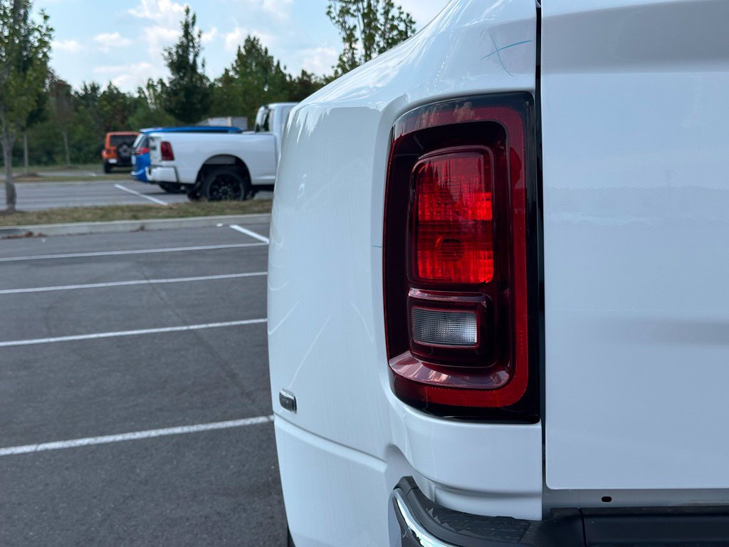 New 2026 RAM 3500 Tradesman AWD/4WD image 43