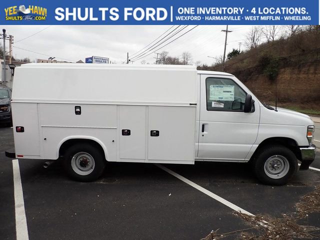 New 2026 Ford E-350 and Econoline 350 Super Duty w/ Power Equipment Group RWD image 9