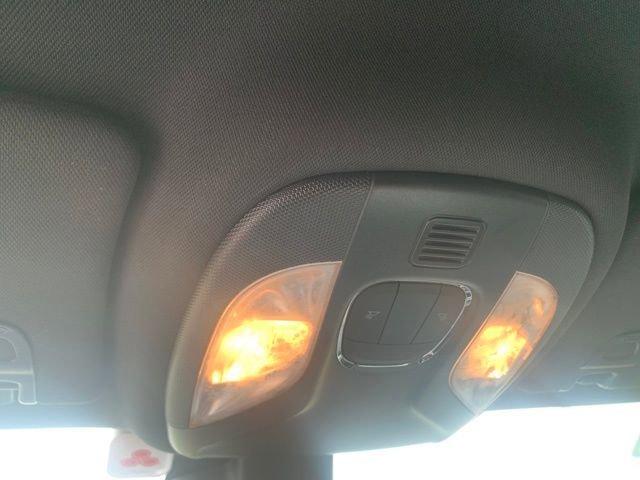 Used 2025 Jeep Compass Sport image 18