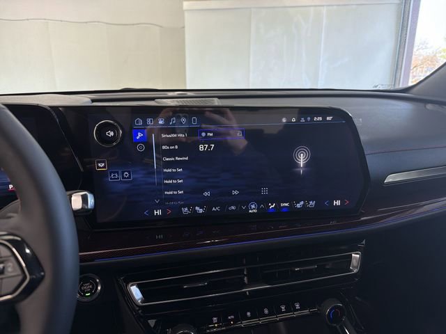 New 2026 Chevrolet Traverse RS AWD/4WD image 30