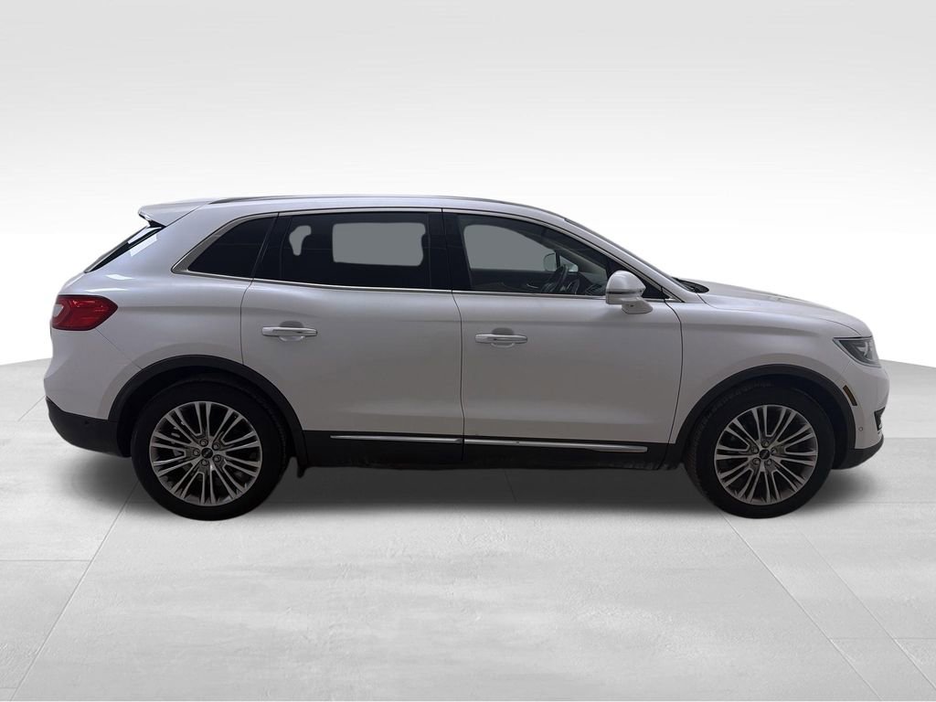 Used 2016 Lincoln MKX Reserve w/ Technology Package image 10