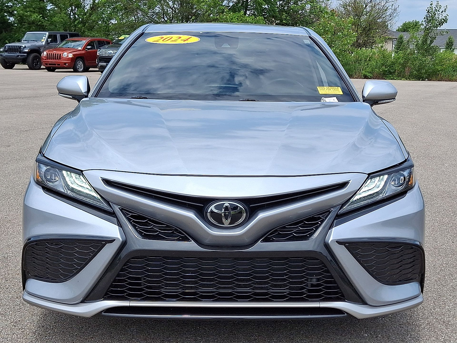 Used 2024 Toyota Camry XSE w/ Cold Weather Package FWD image 29
