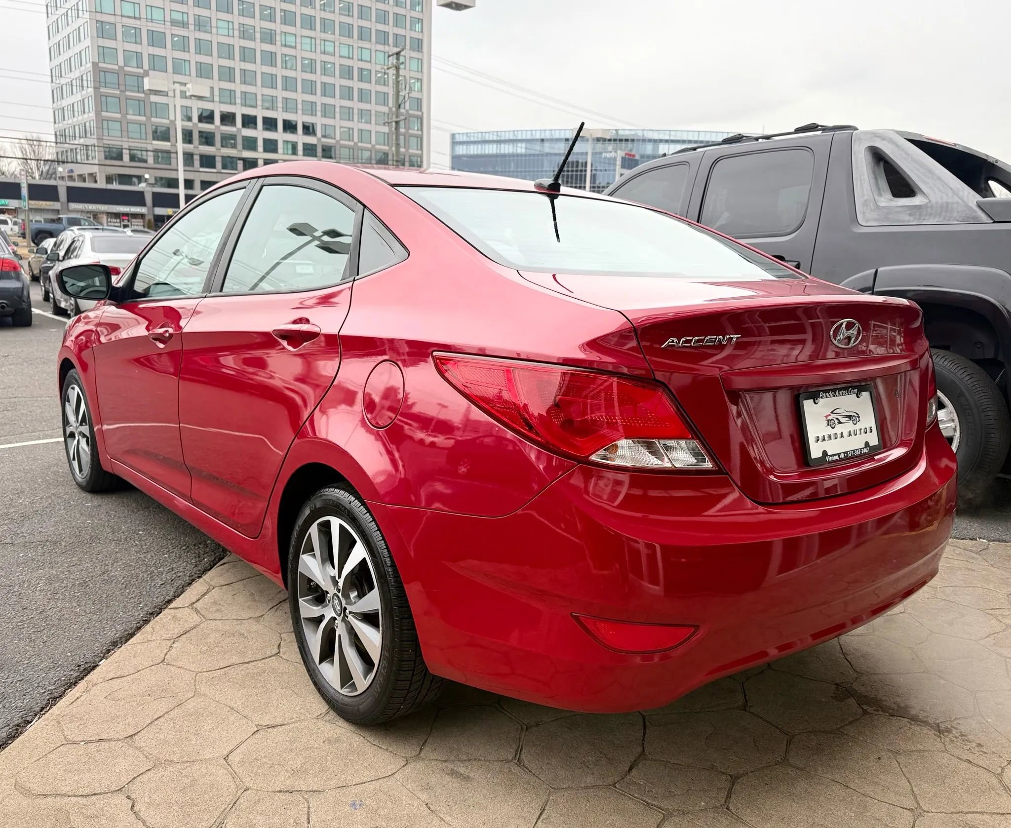 Used 2017 Hyundai Accent Value Edition image 5