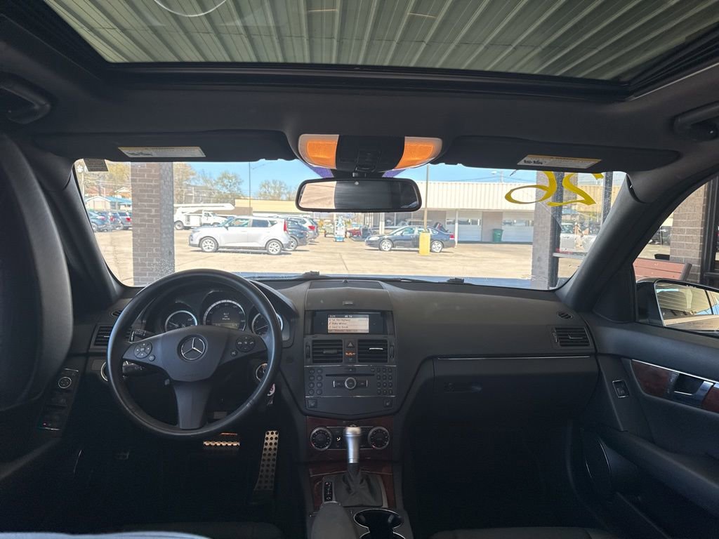 Used 2010 Mercedes-Benz C 300 Sedan image 17