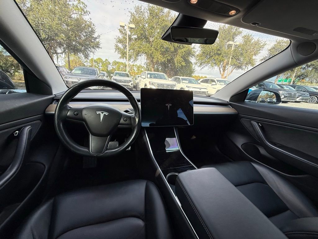 Used 2018 Tesla Model 3 Long Range image 15