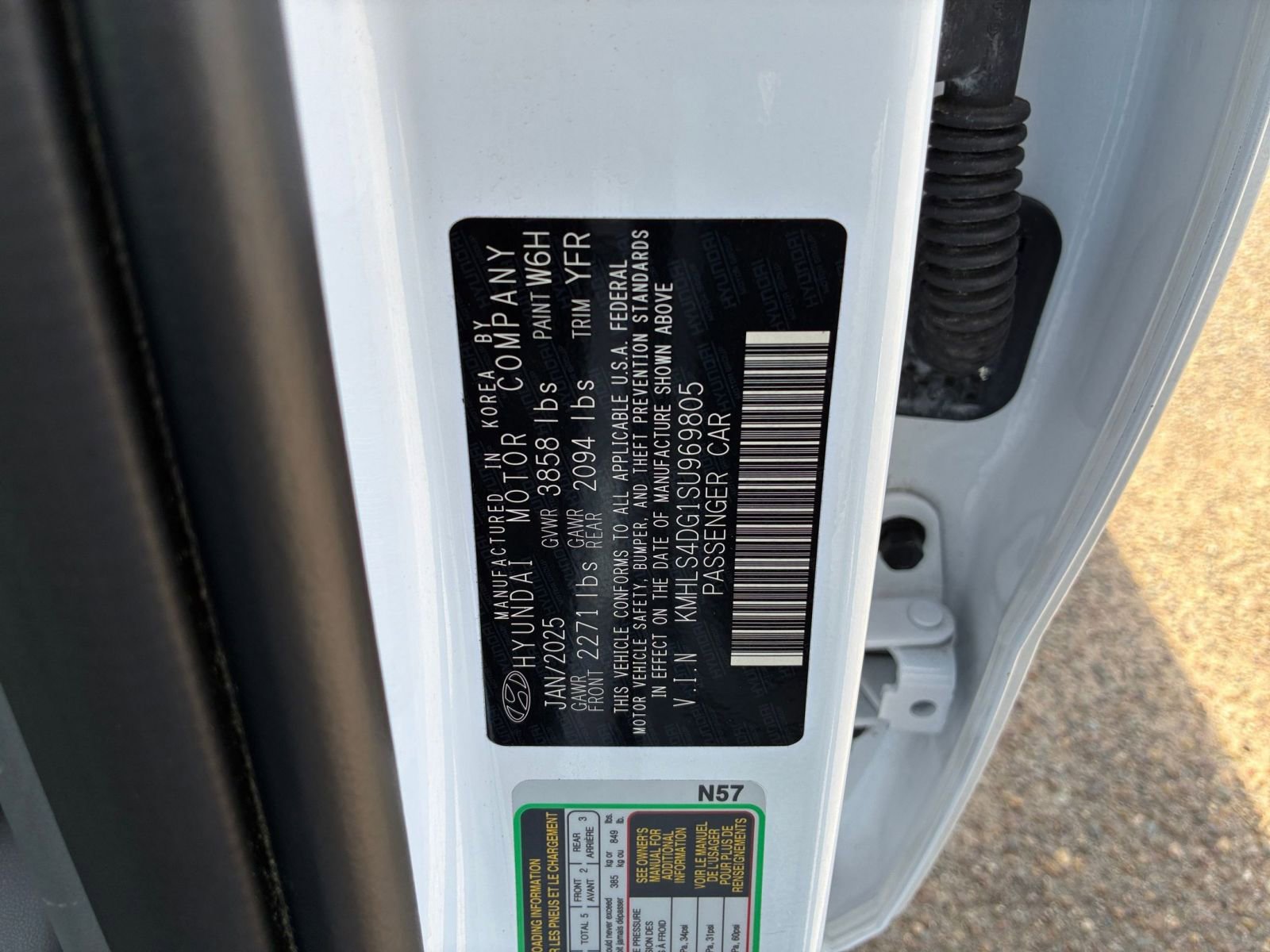 Used 2025 Hyundai Elantra SEL FWD image 30
