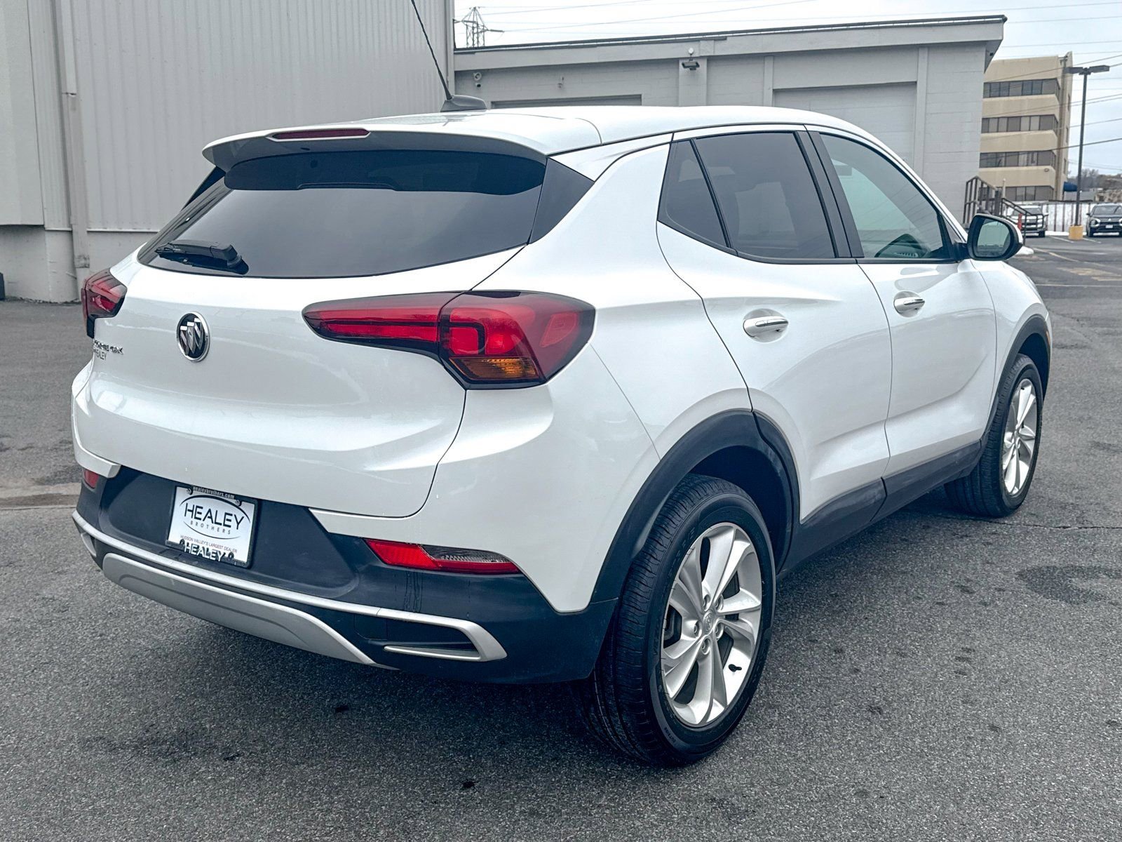 Used 2023 Buick Encore GX Preferred w/ Cold Weather Comfort Package image 7