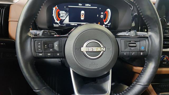 Certified 2023 Nissan Pathfinder Platinum FWD image 16