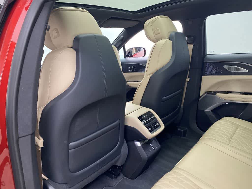 Certified 2024 Cadillac Lyriq Luxury w/ Nappa Leather Package image 16