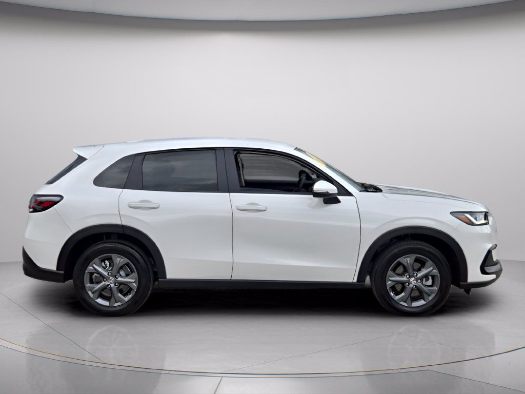 Used 2026 Honda HR-V LX image 7