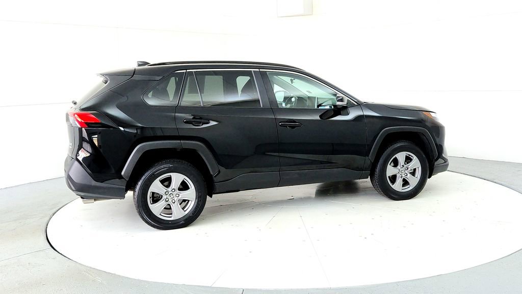 Certified 2025 Toyota RAV4 XLE AWD/4WD image 6