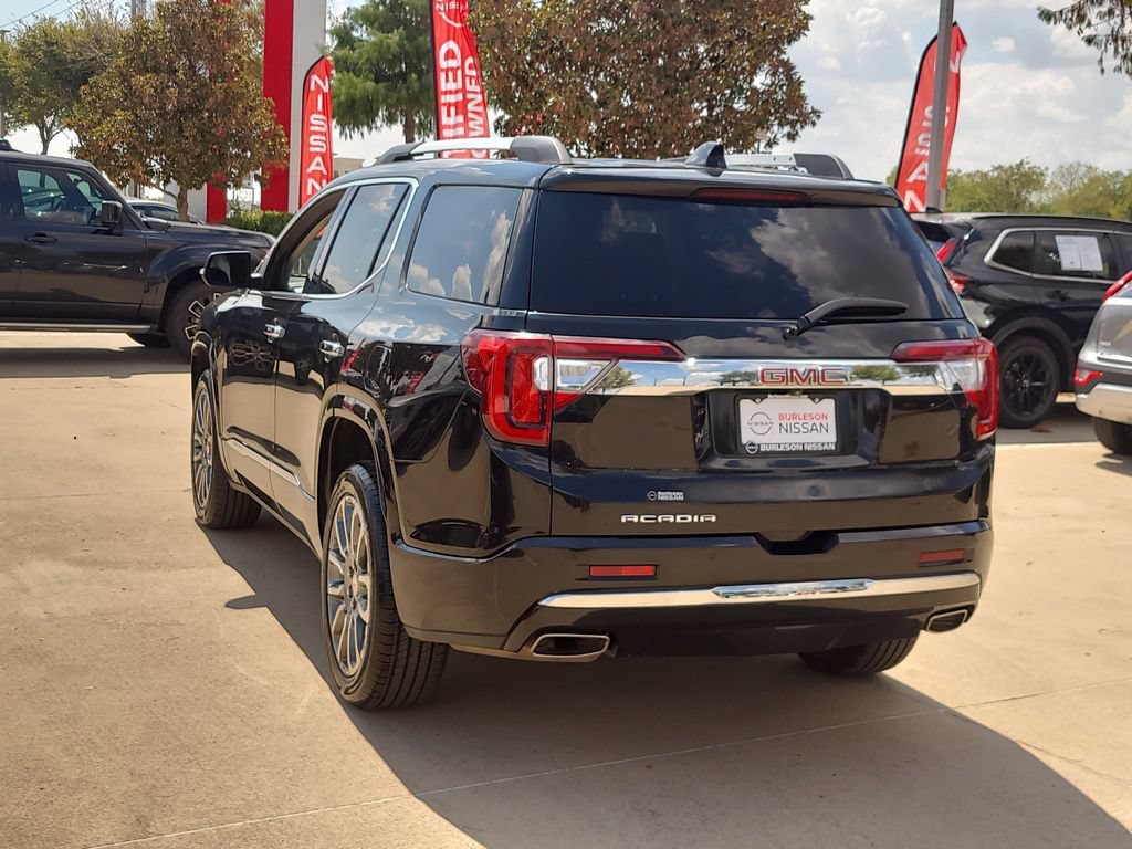 Used 2023 GMC Acadia Denali FWD image 2