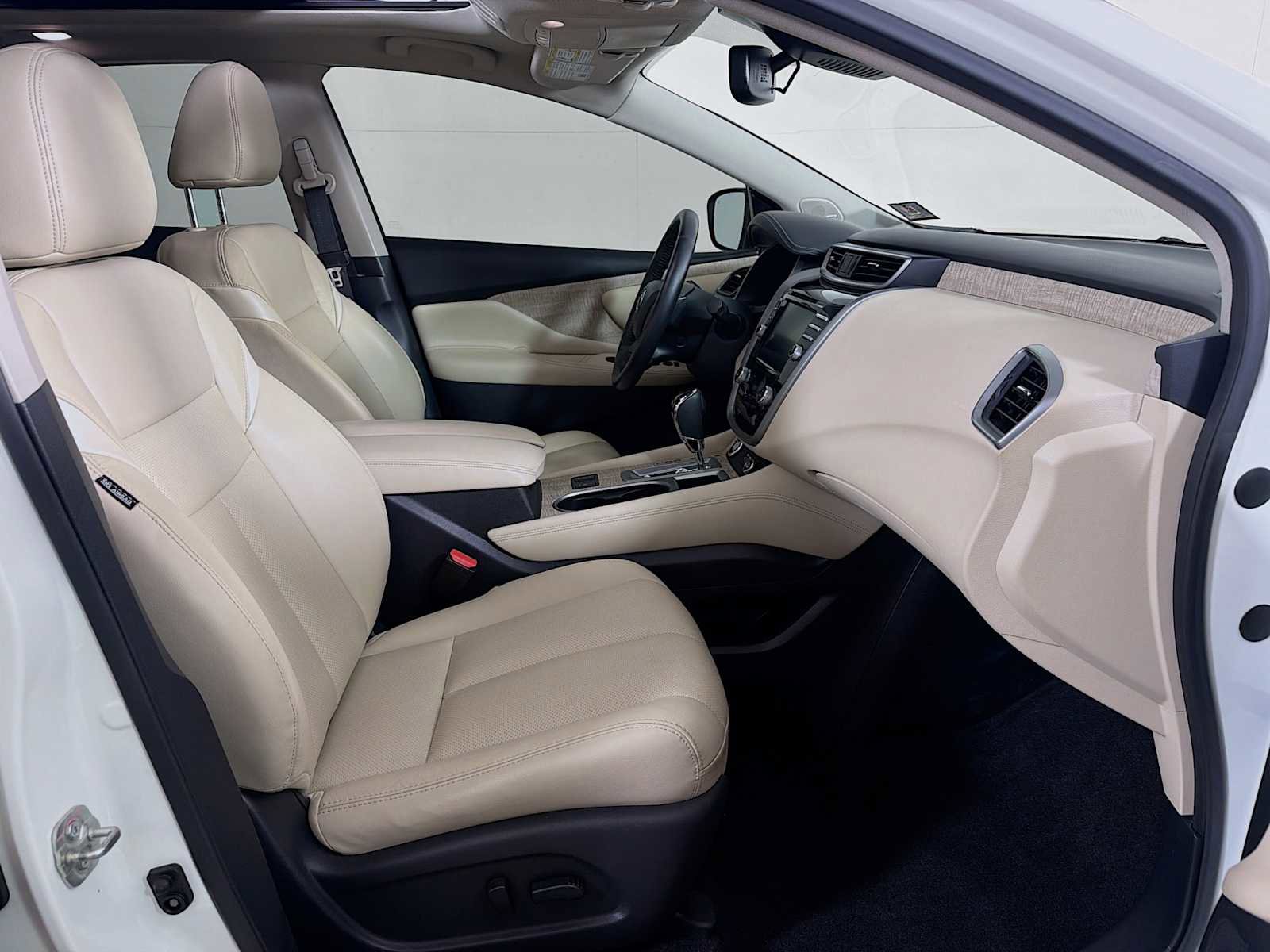 Used 2020 Nissan Murano SL w/ Moonroof Package image 27