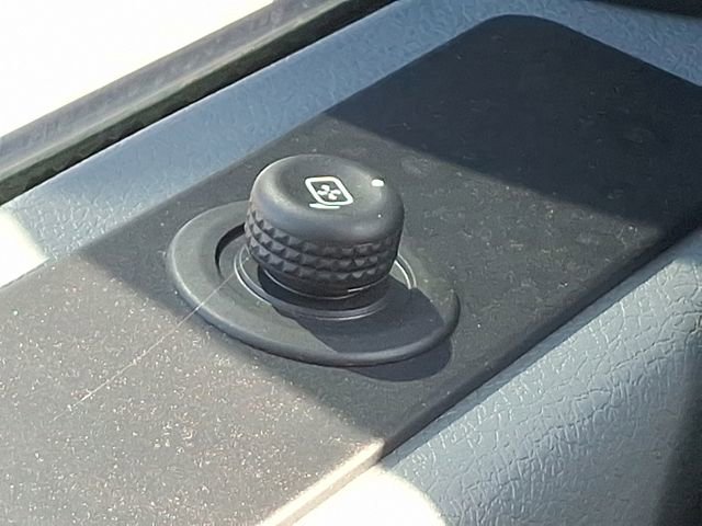 Used 2023 Ford F650 2WD Regular Cab Super Duty image 28
