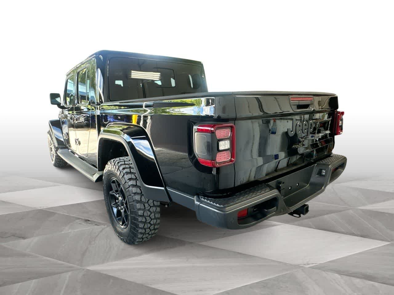 Used 2025 Jeep Gladiator Sport AWD/4WD image 6
