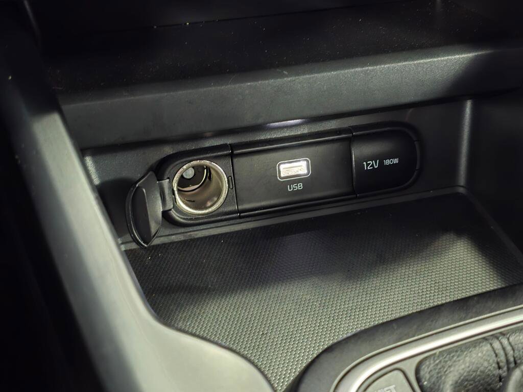 Used 2024 Kia Soul LX w/ Option Group 015 image 33