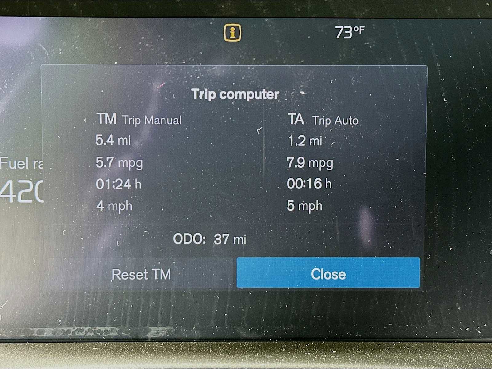 Used 2025 Volvo XC40 B5 Plus w/ Climate Package image 12