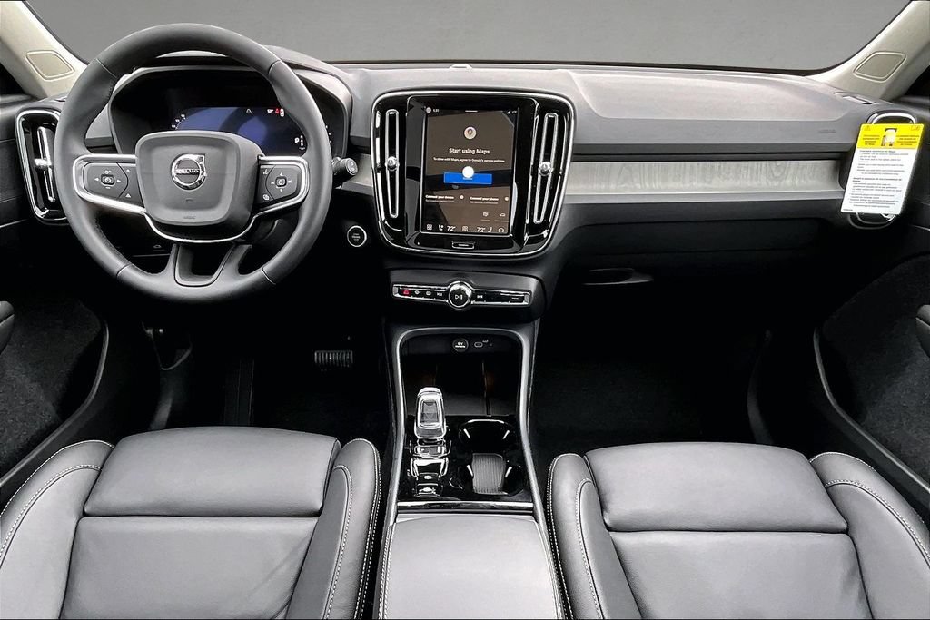 New 2026 Volvo XC40 B5 Plus w/ Protection Package Premier AWD/4WD image 5