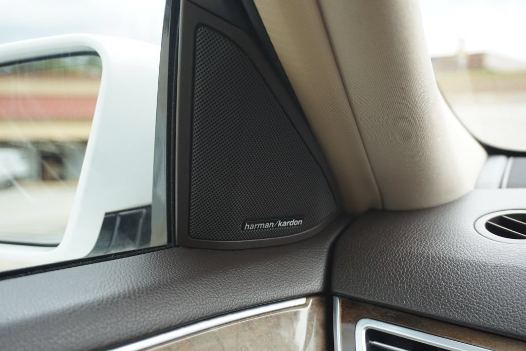 Used 2015 Mercedes-Benz E 350 Sedan image 38