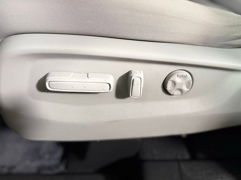 Used 2018 Honda Odyssey EX image 18