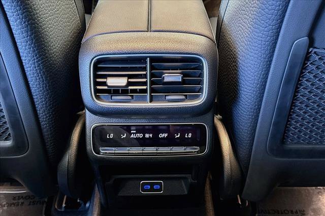 Used 2024 Mercedes-Benz GLS 450 4MATIC image 22