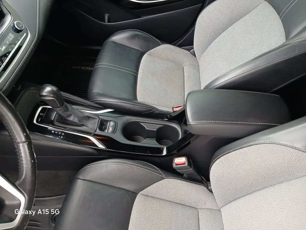 Used 2020 Toyota Corolla XSE FWD image 10