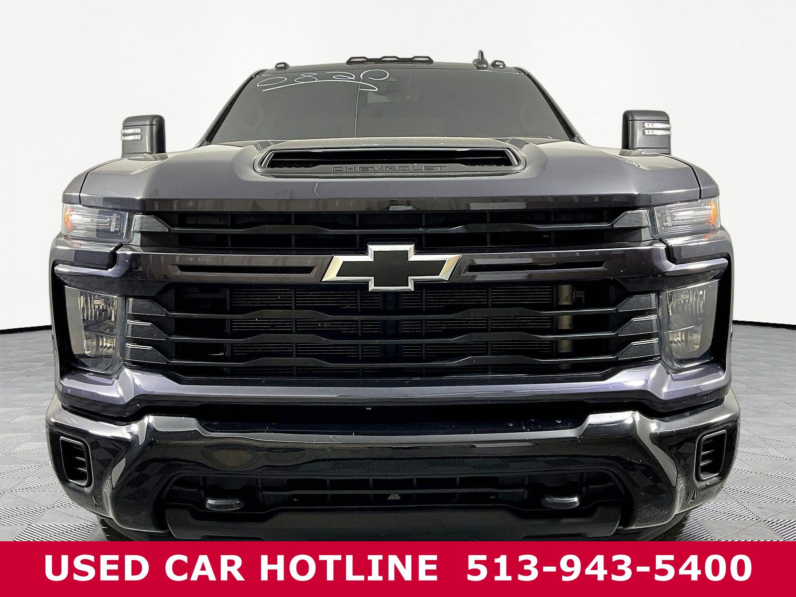 Used 2024 Chevrolet Silverado 2500 Custom w/ Custom Value Package AWD/4WD image 2
