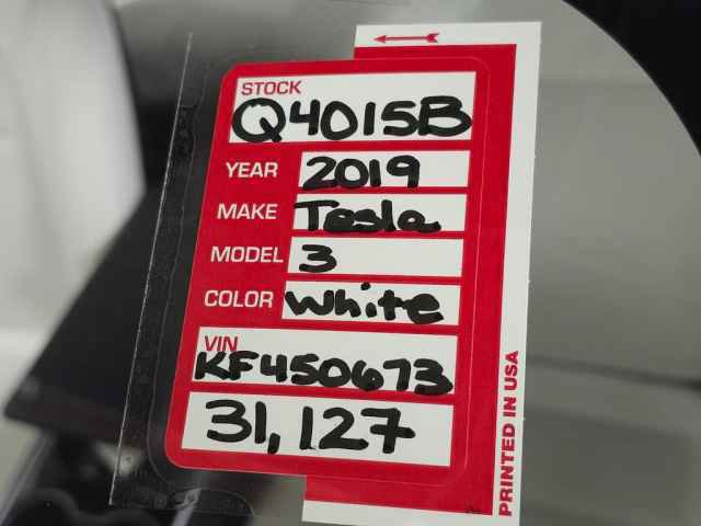 Used 2019 Tesla Model 3 Long Range image 33