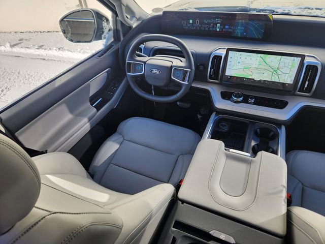 New 2026 Ford Expedition Active image 10