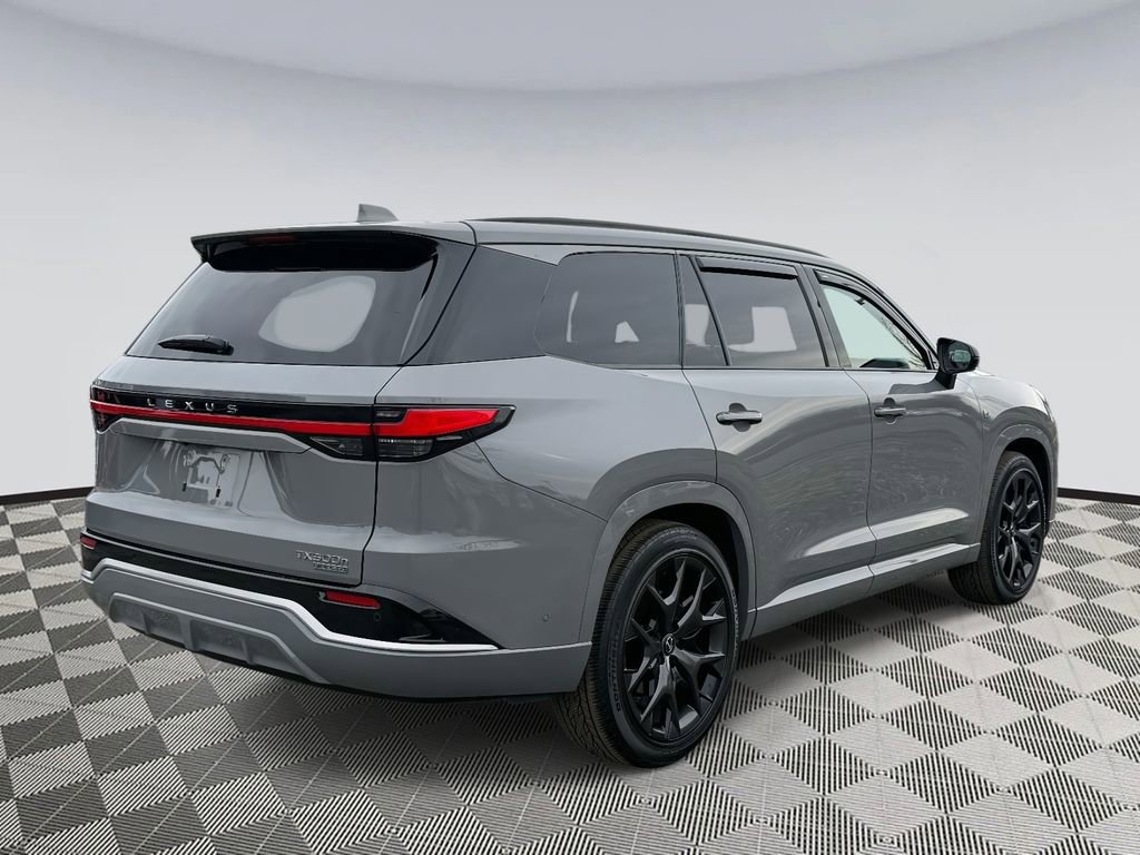Used 2024 Lexus TX 500h AWD image 2