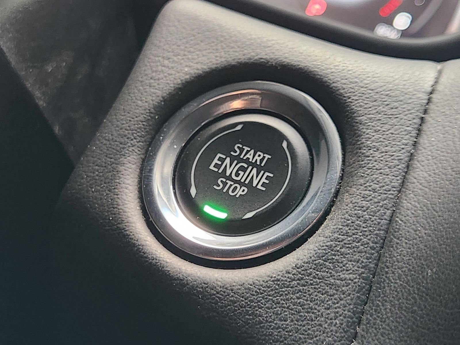 Used 2023 GMC Yukon AT4 AWD/4WD image 22