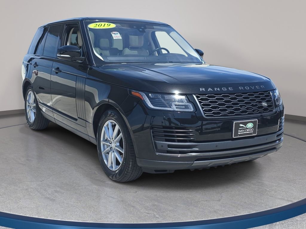 Used 2019 Land Rover Range Rover image 4