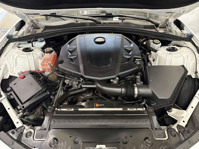 Used 2017 Chevrolet Camaro LT RWD image 27