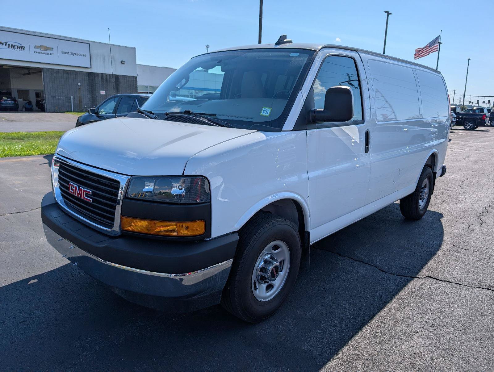 Used 2025 GMC Savana 2500 w/ Safety Package RWD image 4