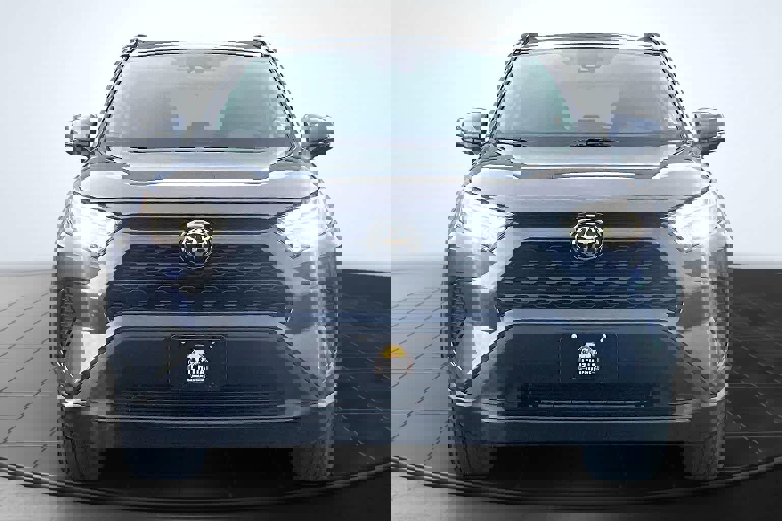 Used 2024 Toyota RAV4 XLE w/ Convenience Package image 6